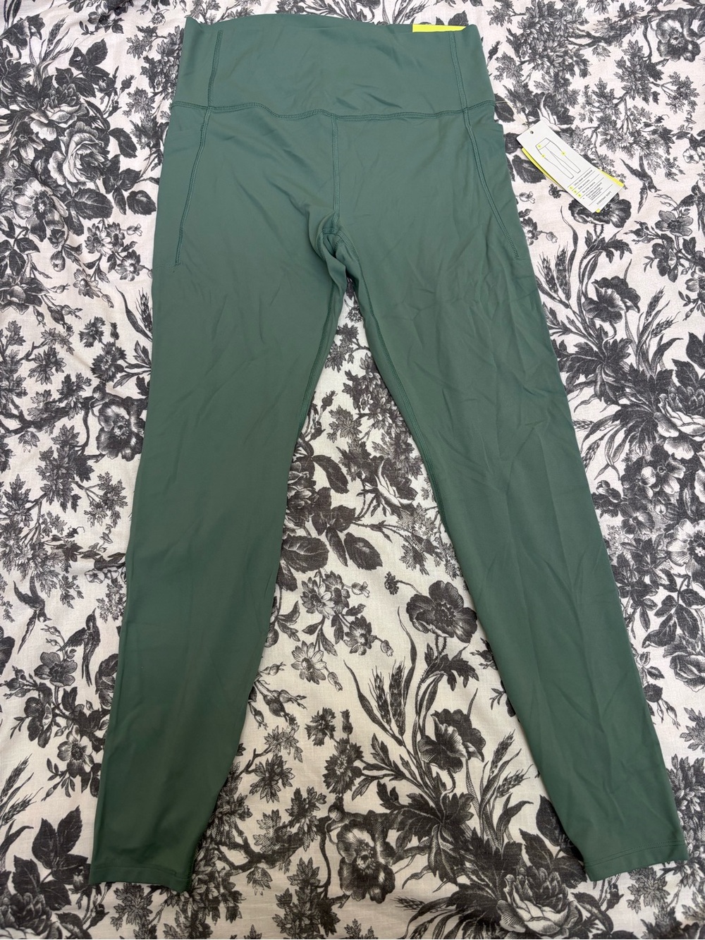 All in Motion Women’s Sage Green Leggings